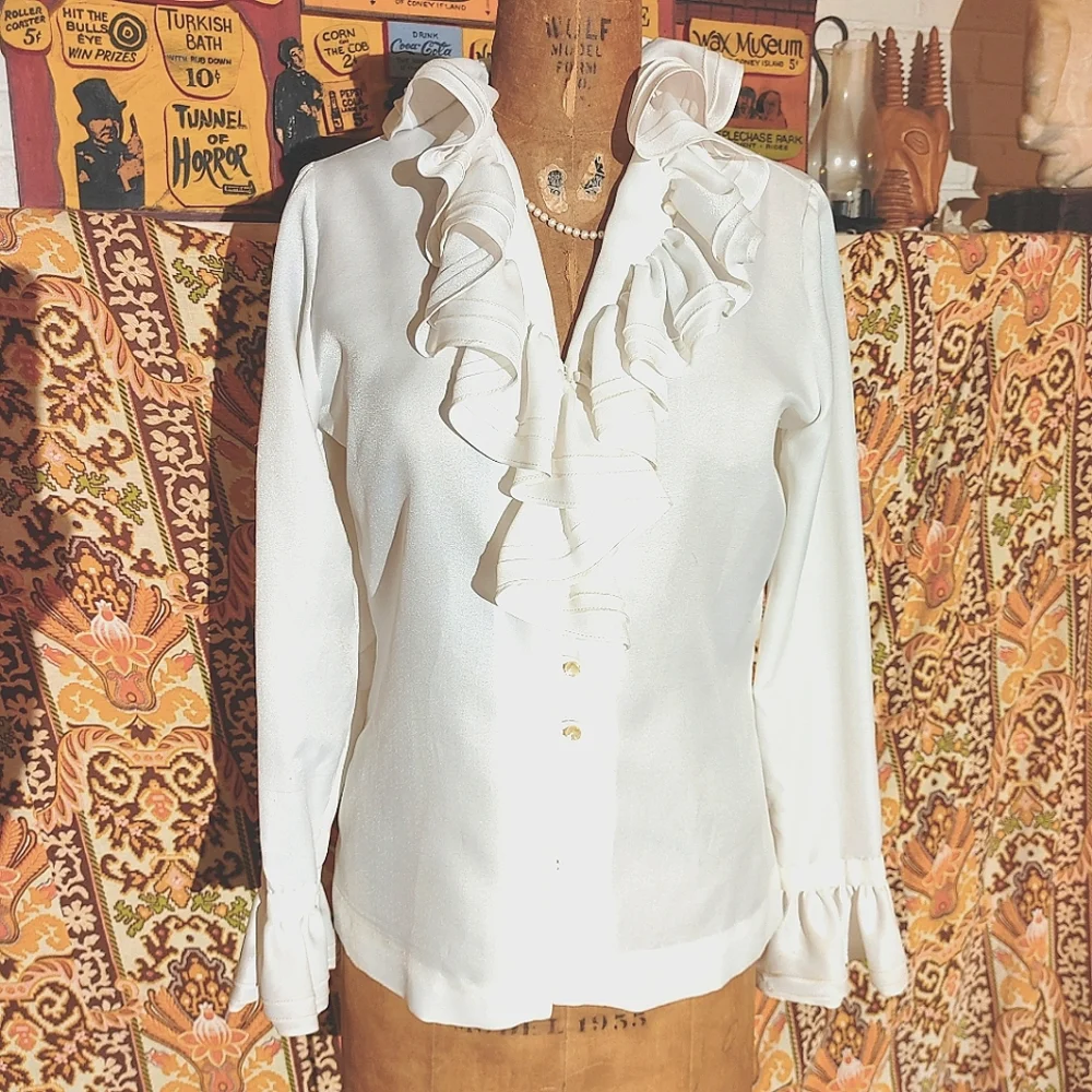 Puffy shirt from Seinfeld???